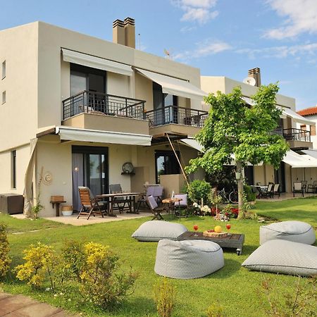 Seathon Seafront Beach Villa In Kalamitsi Buitenkant foto