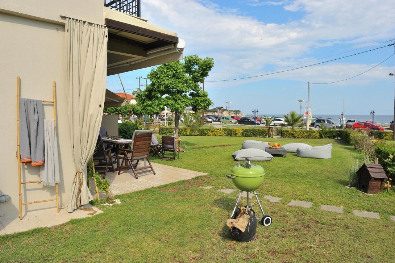Seathon Seafront Beach Villa In Kalamitsi Buitenkant foto