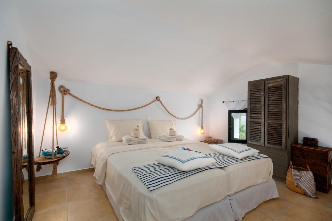 Seathon Seafront Beach Villa In Kalamitsi Buitenkant foto