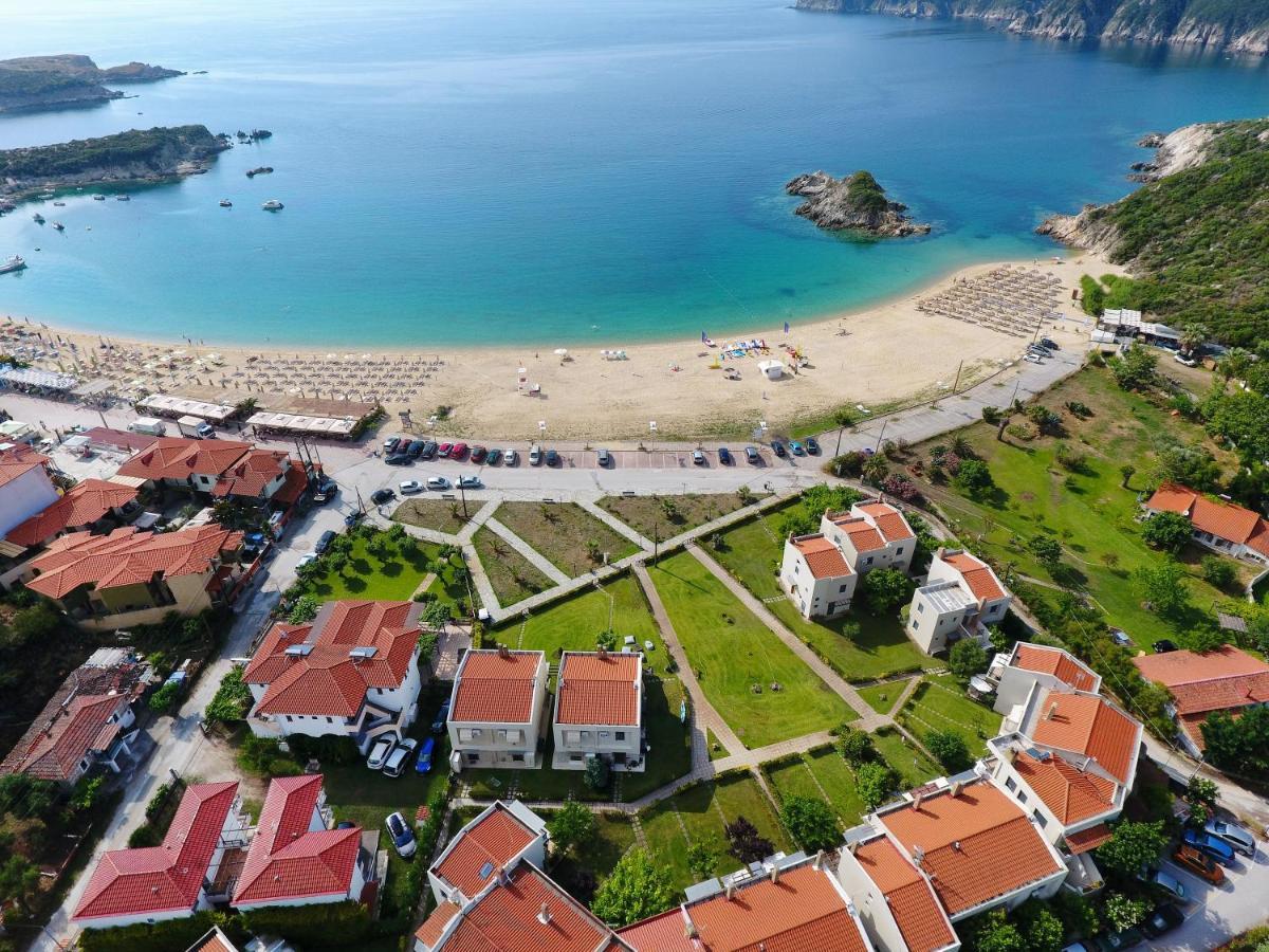 Seathon Seafront Beach Villa In Kalamitsi Buitenkant foto